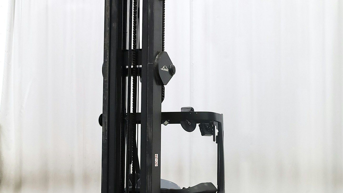 Linde R-16-HD-01 (1120)