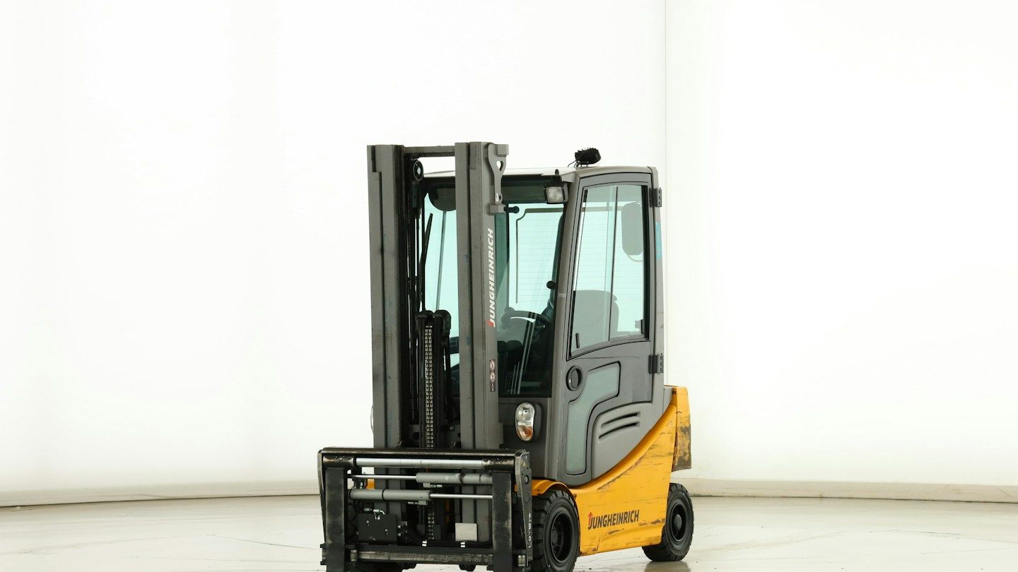 Jungheinrich EFG-320