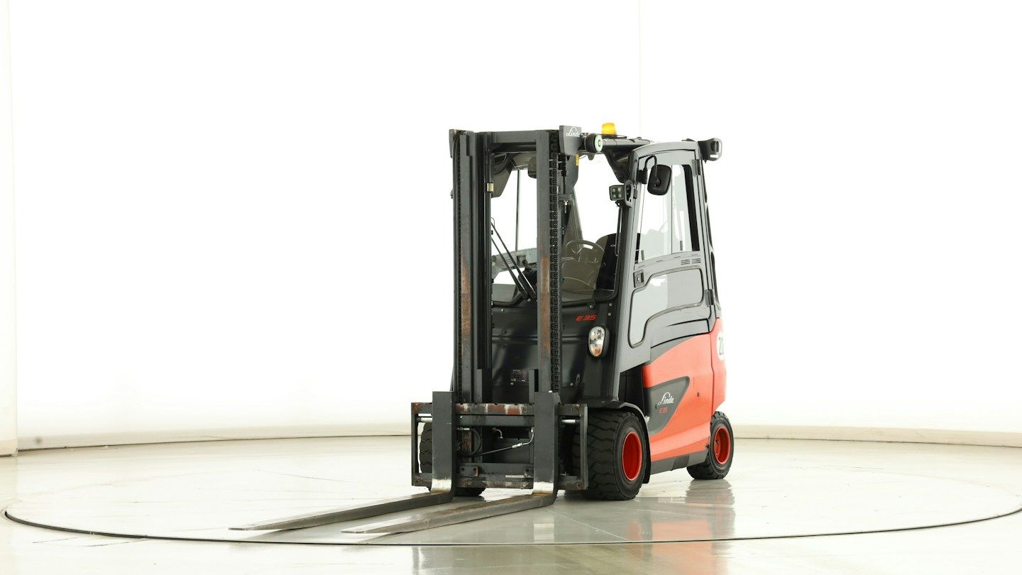 Linde E-35-HL-01 (387)